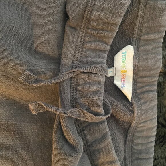 Teddy Fresh Black Skirt - Picture 3 of 4